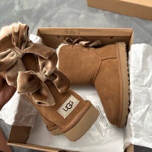 UGG Women's Brown Boots with Velvet Bow